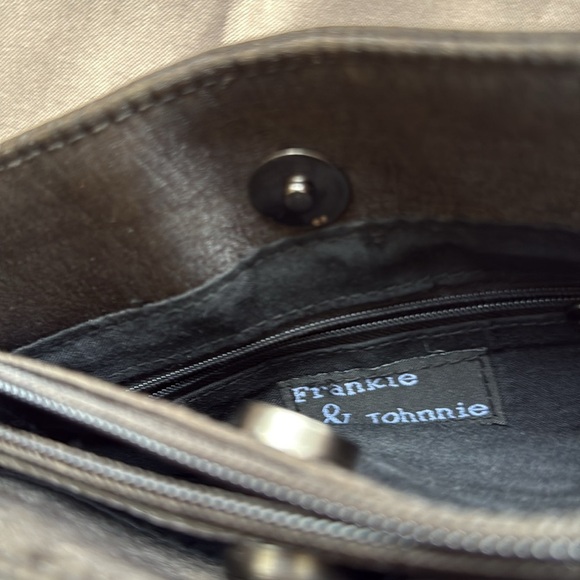 Frankie & Johnny Brown Satin Microfiber Shoulder Crossbody Bag Detachable Strap - Picture 4 of 7